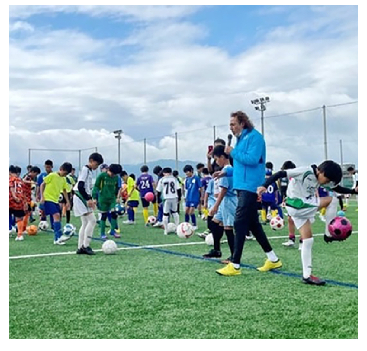 ラモス瑠偉に関する出演、講演、企業案件に関する各種お問い合わせは